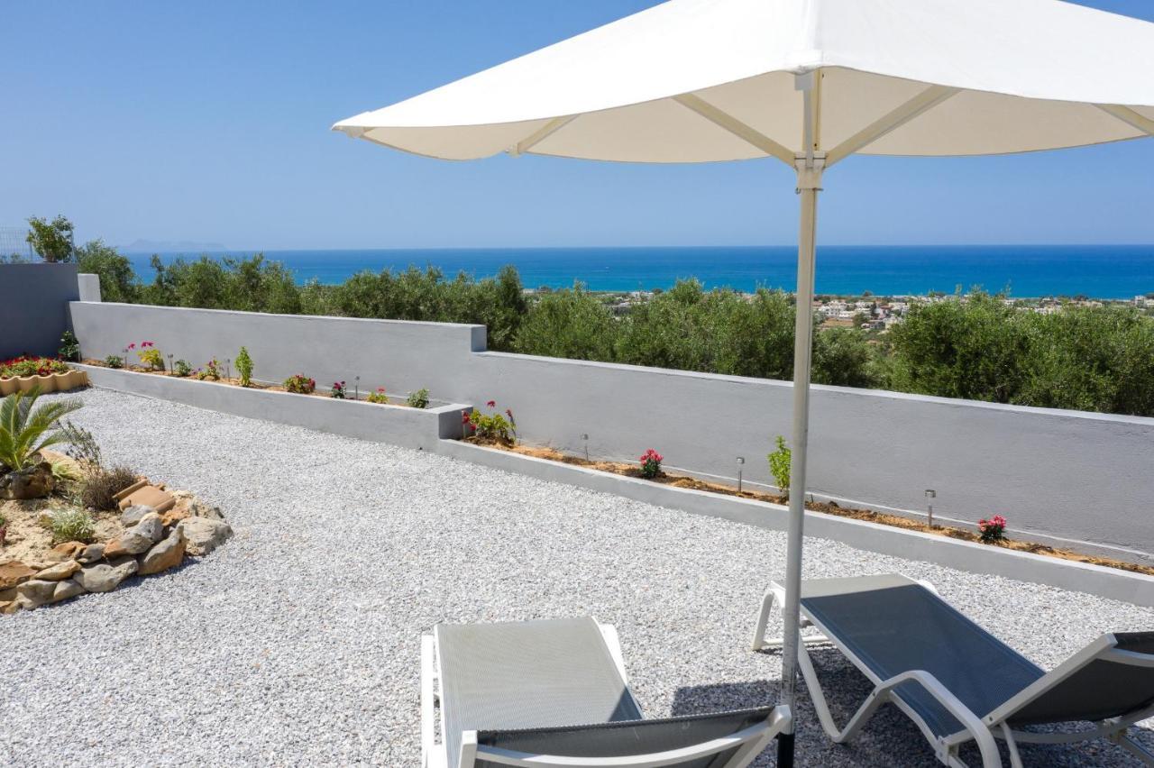 Evant Platanias Extérieur photo